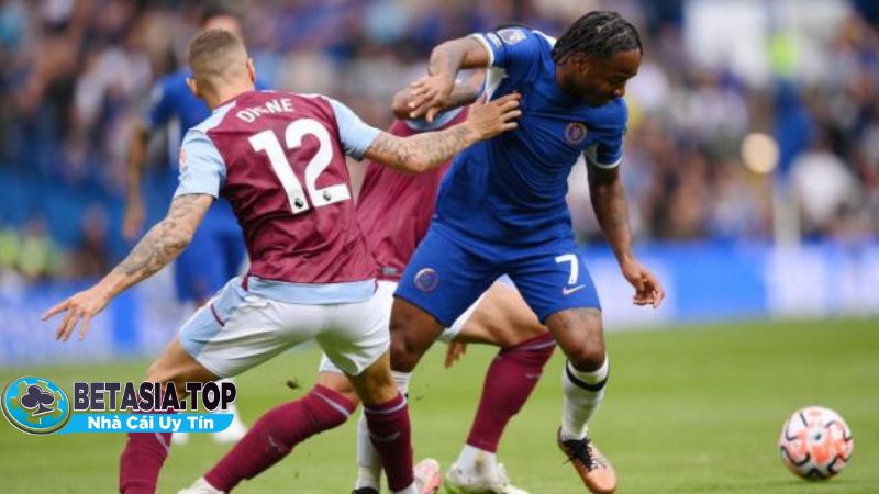 Chelsea đấu với Aston Villa với trận đấu mang về kết quả không như ý