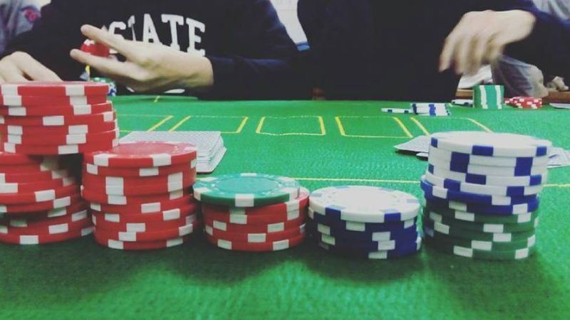 Tâm lý đánh Poker của bet thủ hiếu chiến 