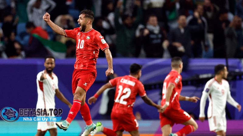 UAE có được bàn thắng đầu tiên dẫn trước tỉ số